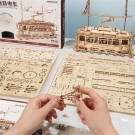 Classic city tram - Byggesett i tre m/ mekaniske gir thumbnail