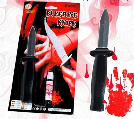 Halloween kniv med blod