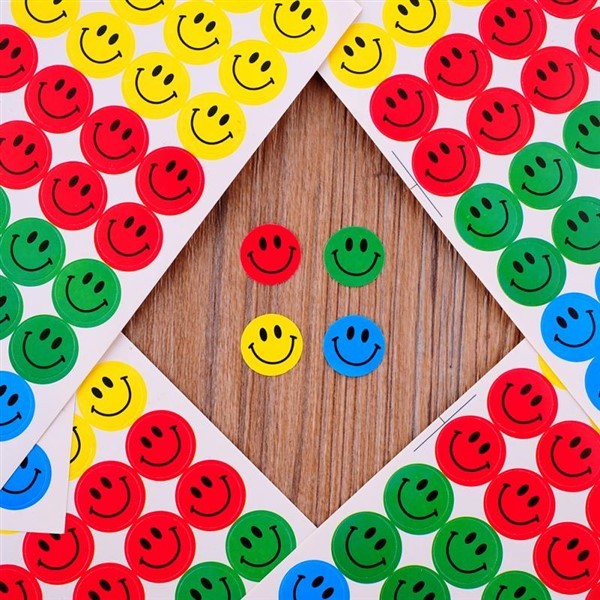 10 pakk emoji klistremerker