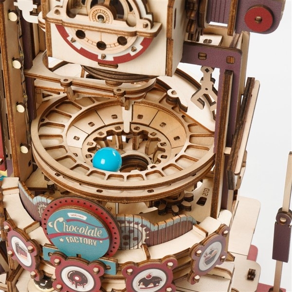 Chocolate factory - Kulebane byggesett i tre