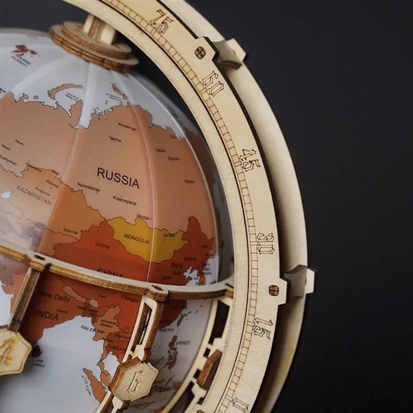 Globus byggesett med lys